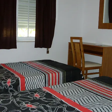 Mit Balkon By Interhome Lägenhet *