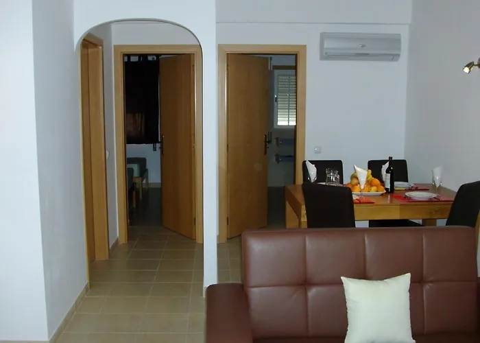 Mit Balkon By Interhome